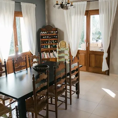 Beatrice Country house